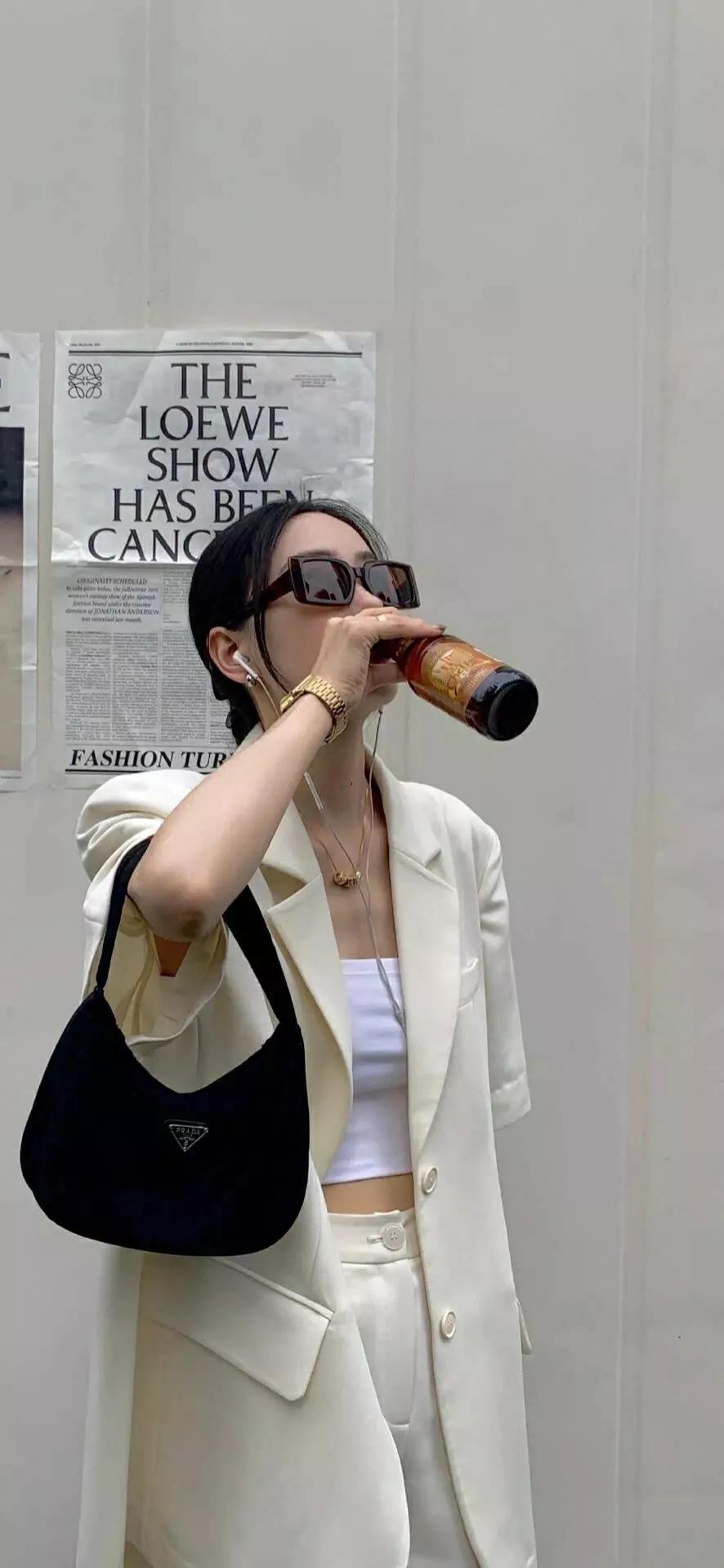 女生头像个性网最新,女生头像个性网最新，时尚潮流与个性表达的前沿