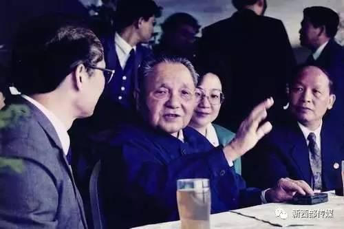 2025澳门传真免费080期 02-16-20-25-39-49Z：14,探索澳门传真，免费服务的未来展望与数字世界的奥秘