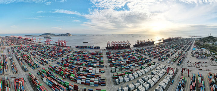 新澳门三中三必中一组142期 06-18-20-23-29-33Q：15,新澳门三中三必中之谜，第142期的数字探索与预测