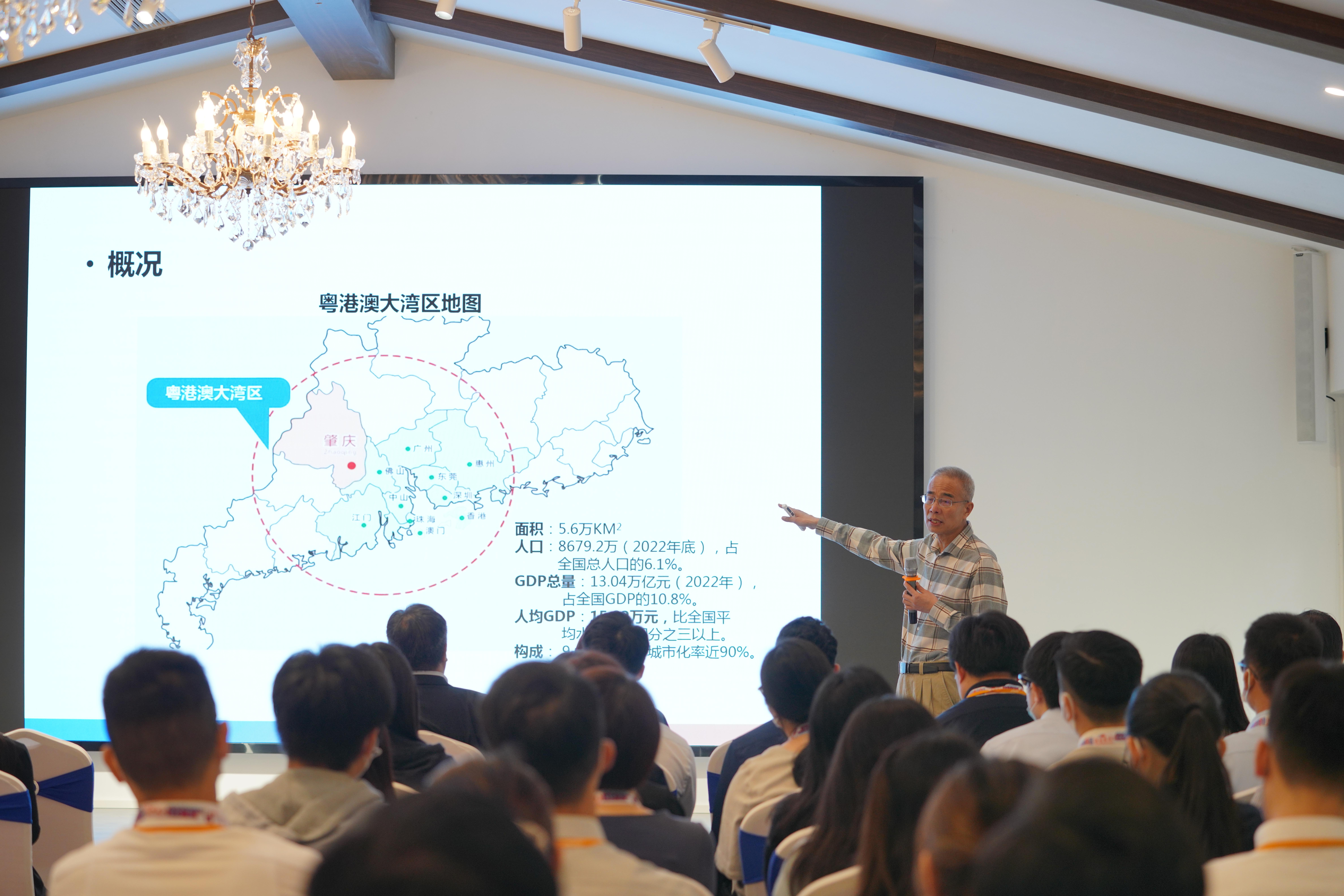 2025年香港内部资料最准034期 01-03-13-42-44-45P：25,探索未来之门，香港内部资料最准之第034期深度解析（关键词，香港内部资料最准，预测，未来趋势）